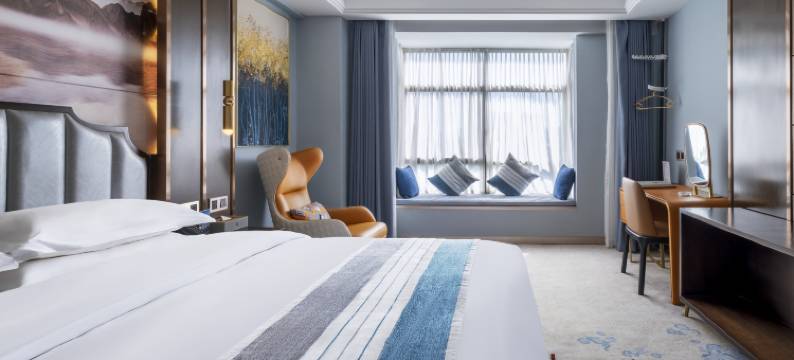 瑞丽尚景国际大酒店(瑞丽综合客运枢纽站店)图片