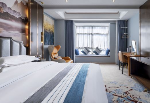 Ruili Shangjing lnternational  HotelHotel Overview