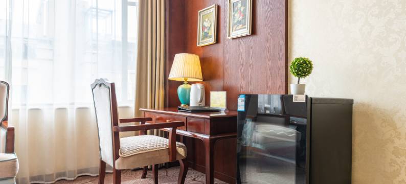 腾辉酒店(成都光华公园地铁站温江合生汇店)图片