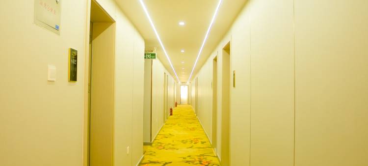 格尔木田野宾馆(昆仑公园店)图片