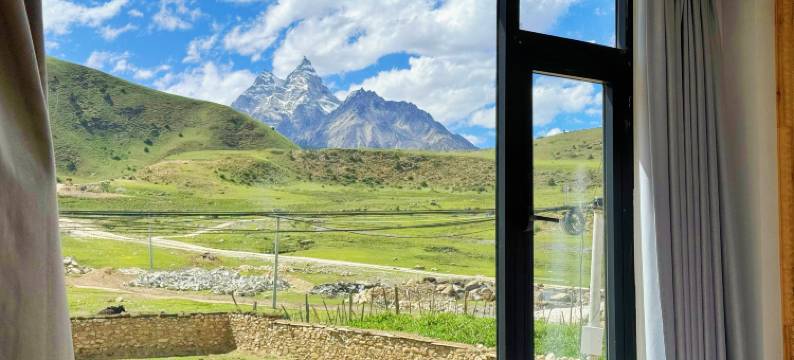 格聂向阳山房图片