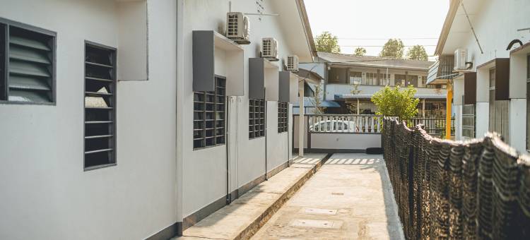 Batu Pahat Sri Jaya Villa 4BR 18pax图片