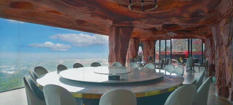 南台卧佛山·悬崖溶洞民宿图片