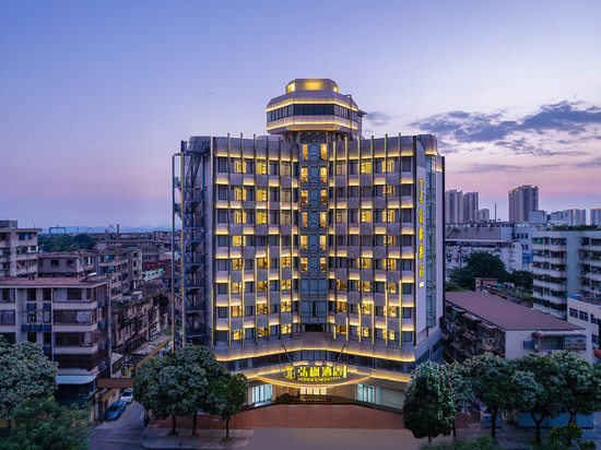 弘枫酒店(汕头金平万达小公园店)