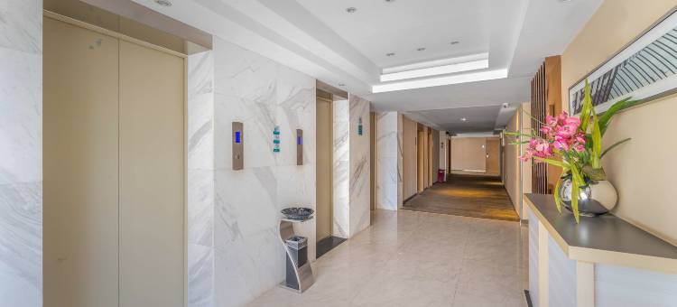 枫漫酒店(象州梦幻夜温泉大道店)图片