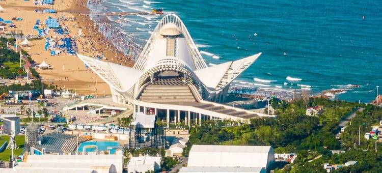 青岛金沙蓝海智能海景酒店(金沙滩啤酒城店)图片