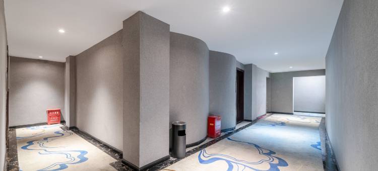 赣州维雅酒店(江南宋城步步高新天地店)图片