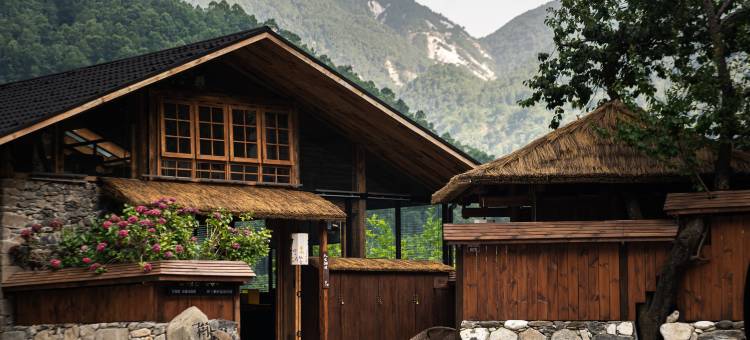 树下・艺术疗愈Healing・泳池・酒吧・雪山温泉・森林花园设计师美宿图片