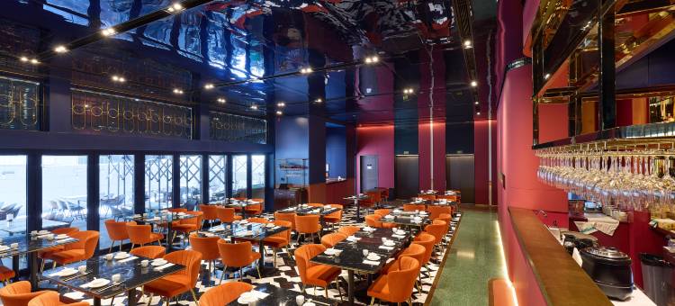 香港苏豪希尔顿摩庭酒店图片