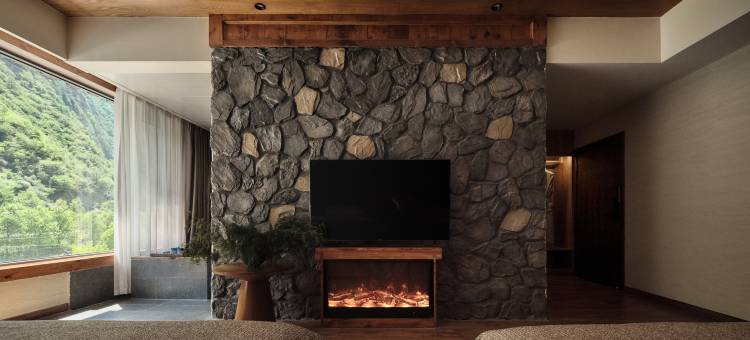 穹苍·别院 | 私汤温泉观景度假民宿(理县古尔沟店)图片