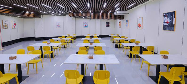 峰豪假日酒店图片