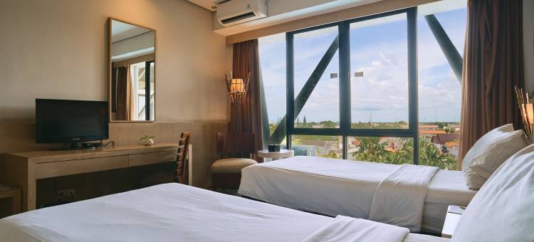 拉图瑟朗最终地平线酒店(Horison Ultima Ratu Serang)图片