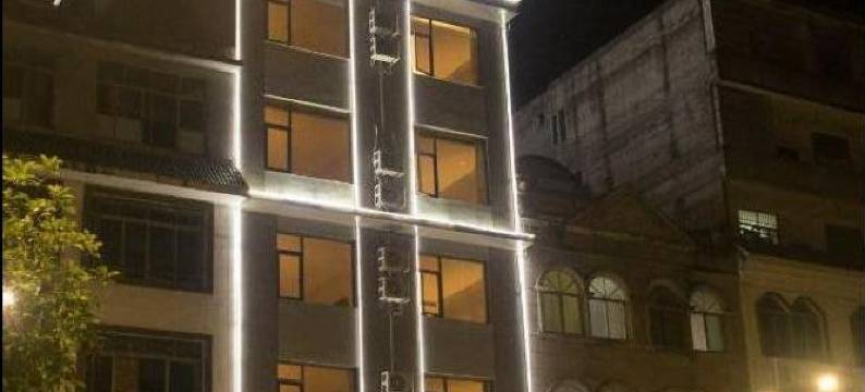 柏曼酒店(南丹洞天酒海店)图片