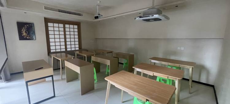 悦庭酒店(安岳中央时代广场店)图片