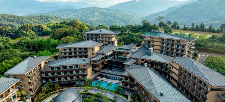 普洱景迈假日酒店图片