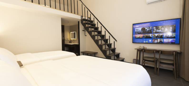 云栖山居民宿(长白山北坡集散中心恩都里水广场店)图片