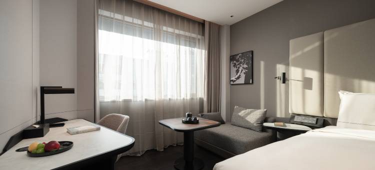 牡丹江火车站东一步行街亚朵酒店图片