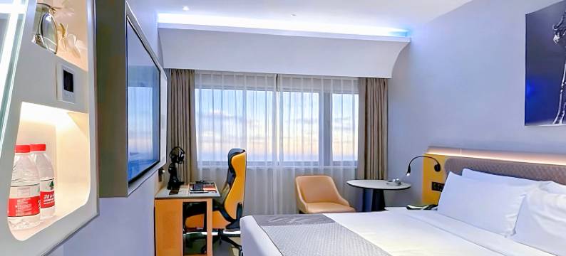 亚信电竞酒店(海口骑楼老街店)图片