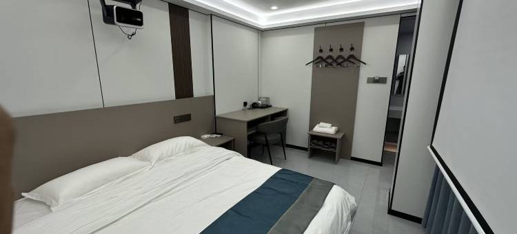 十三居酒店(连云港高铁站店)图片