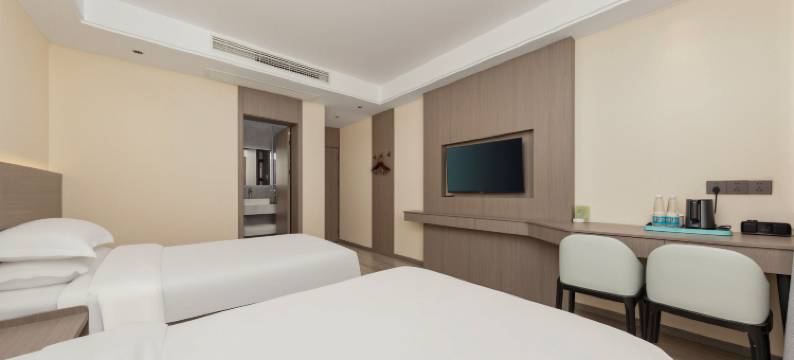 铭馨居酒店(九江新长江建材大市场店)图片