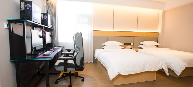 星途电竞酒店(宝应白田广场店)图片