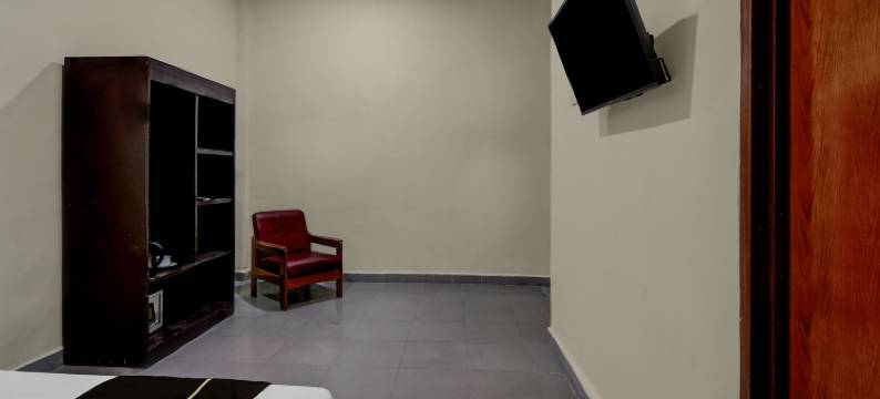 Hotel O near Mall Ciputra formerly Aloha Hotel图片