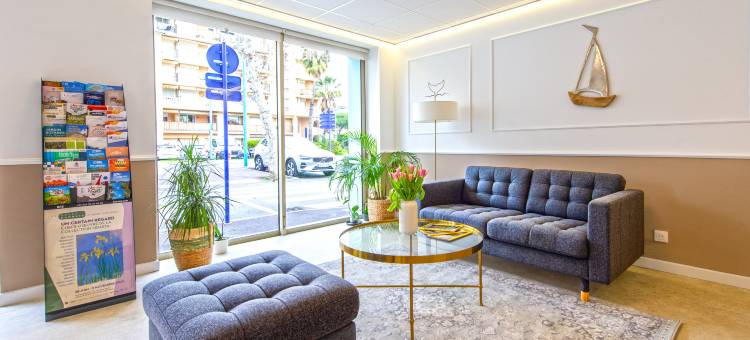 巴黎人酒店(HOTEL PARISIEN)图片