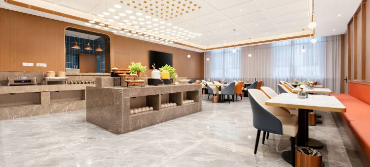 兰欧酒店(承德市隆化县政府店)图片