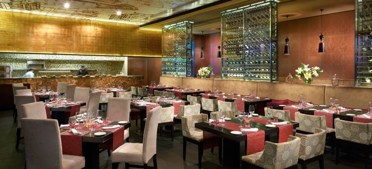 The Fives Beach Hotel & Residences图片