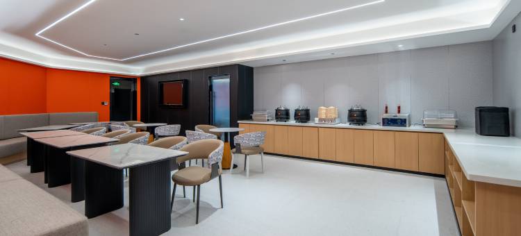 SleepX逸林酒店(谷城裕丰世纪广场店)图片