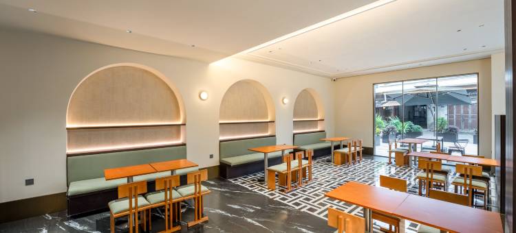 BOYUEBAY·铂悦湾·影音度假美宿(西湖公园开元寺店)图片