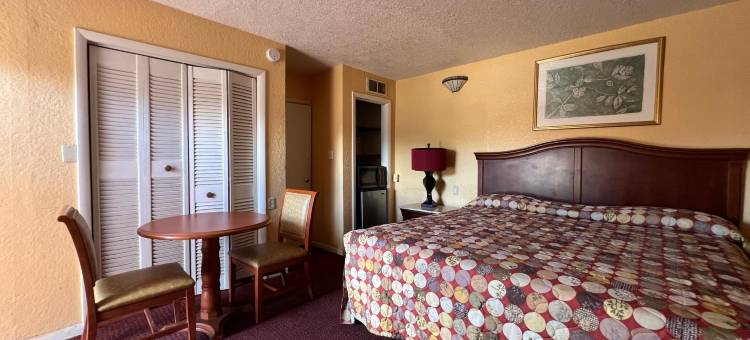 冬季避风港赛普拉斯旅馆，靠近威尔士湖 I 4(Cypress Inn Winter Haven Near Lake Wales I 4)图片