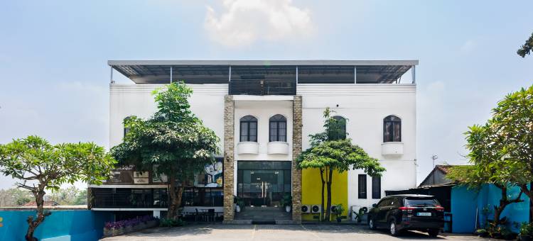 楠榜省 Sans Stay 拉惹苏塔青旅(Sans Stay Raja Soeta Hostel Lampung)图片