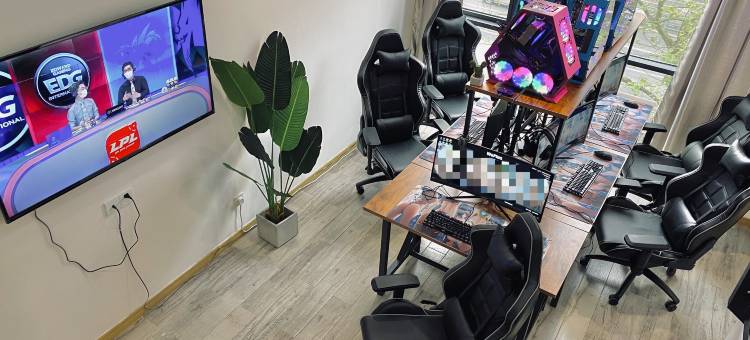 APro电竞公寓(衢州国金中心水亭门店)图片