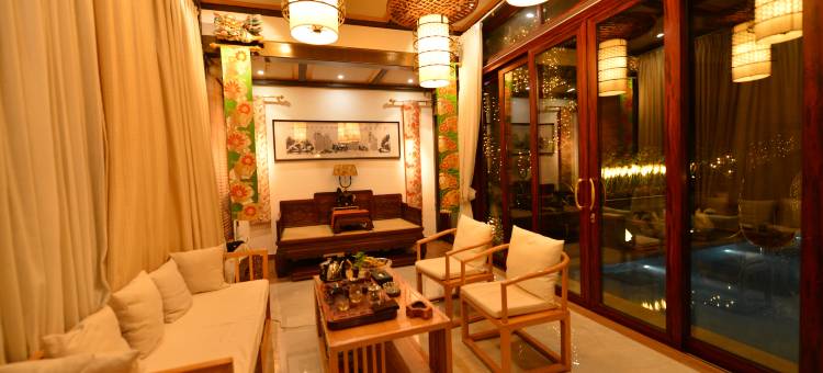 南昆山鸣泉居图片