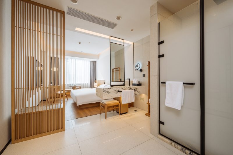 Banlan Hotel (Jiujiang Railway Station Wanda Plaza) Over view