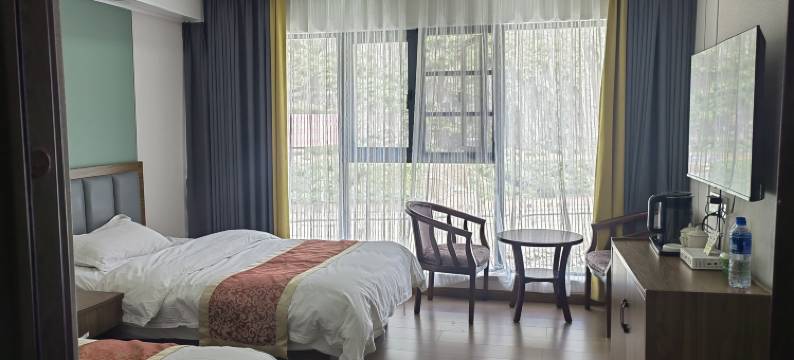 雅江康巴汉子大酒店图片