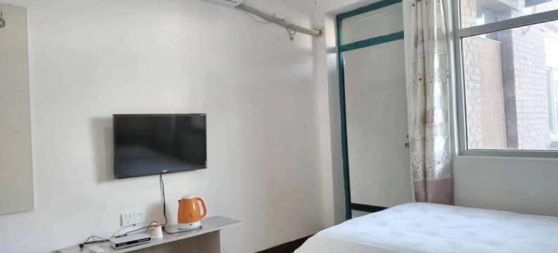 额济纳旗陆家大院图片