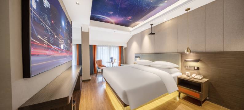 舒卡萨创意酒店(义乌佛堂古镇宝龙广场店)图片