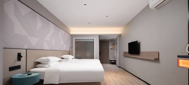 柏曼酒店(武汉文化大道中百广场店)图片