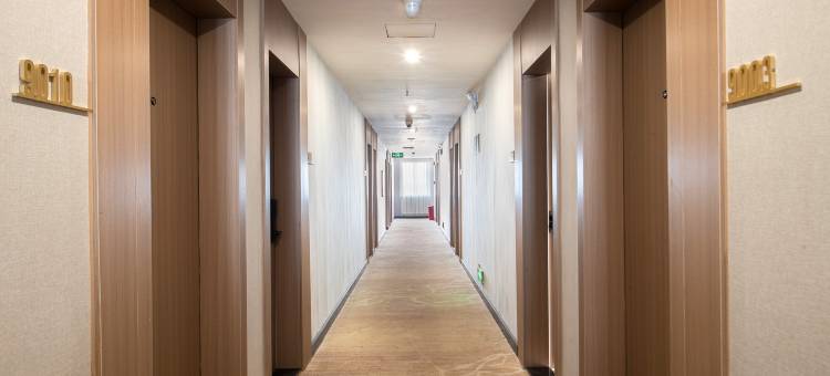 柏曼酒店(湛江麻章高铁西站店)图片