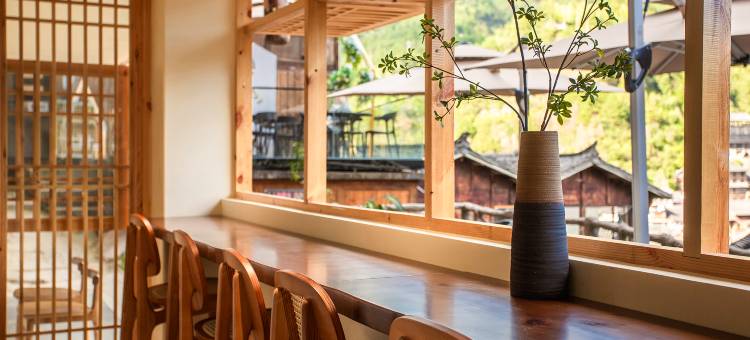 吾悦山YuePeak·三境一宿(西江千户苗寨观景台店)图片