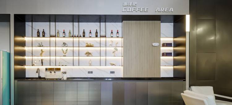 栀见影音·HOTEL(华强北燕南地铁站店)图片