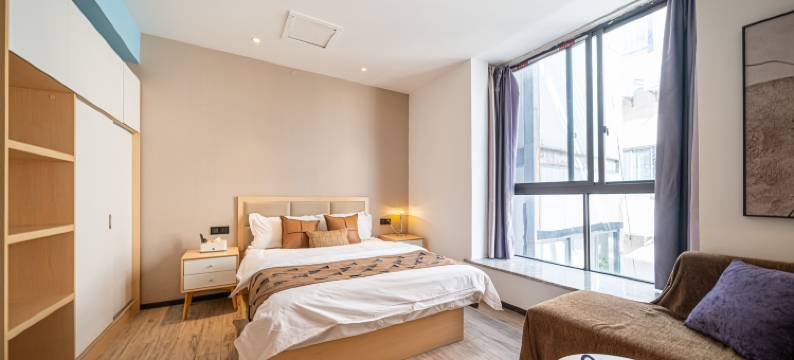 荣居酒店(上海静安彭浦新村地铁站店)图片