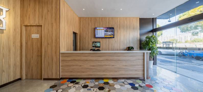 之柏酒店(上海嘉怡路地铁站店)图片