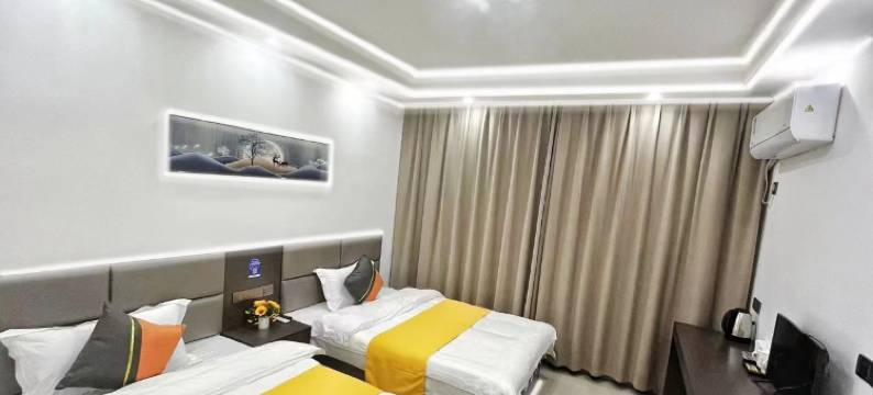 居百餐 .秋陌见山精品雅宿图片