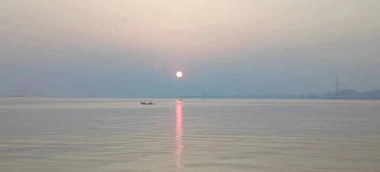 斯维登度假公寓(威海会展中心大相框店)图片