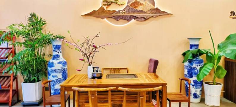 艺龙安云酒店(烟台蓬莱阁海水浴场店)图片