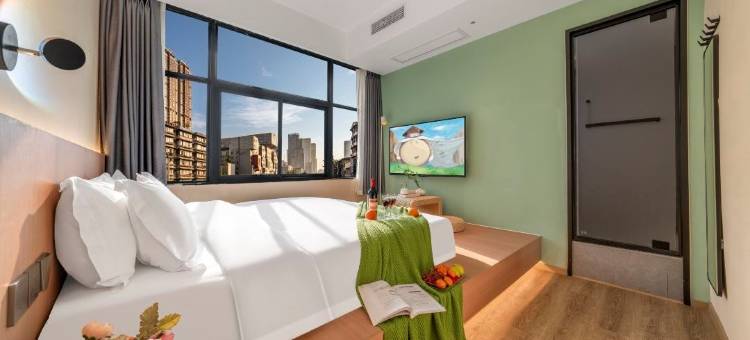 龙猫精灵酒店(长沙阿波罗广场火车站地铁站店)图片