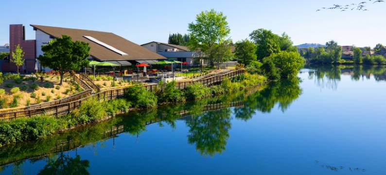 红宝石河酒店市中心斯波坎(Ruby River Hotel)图片